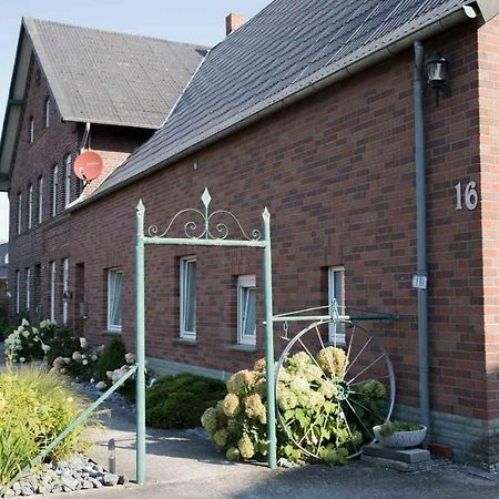 Laendlich Zentrale Ferienwohnung Lippetal ภายนอก รูปภาพ