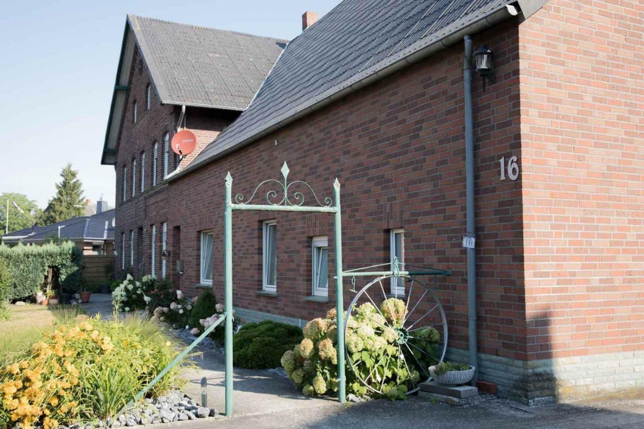 Laendlich Zentrale Ferienwohnung Lippetal ภายนอก รูปภาพ